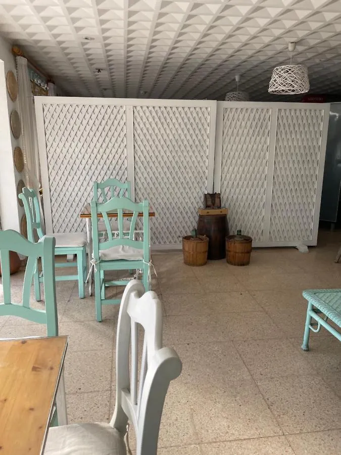 Hostal Roberto Palma Nova  Guest house Palma Nova (Mallorca)