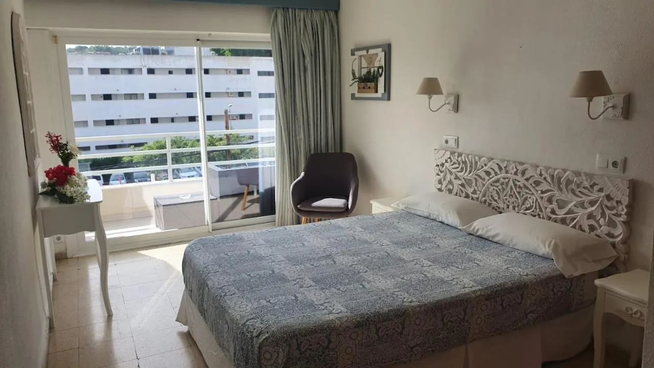 Hostal Roberto Palmanova