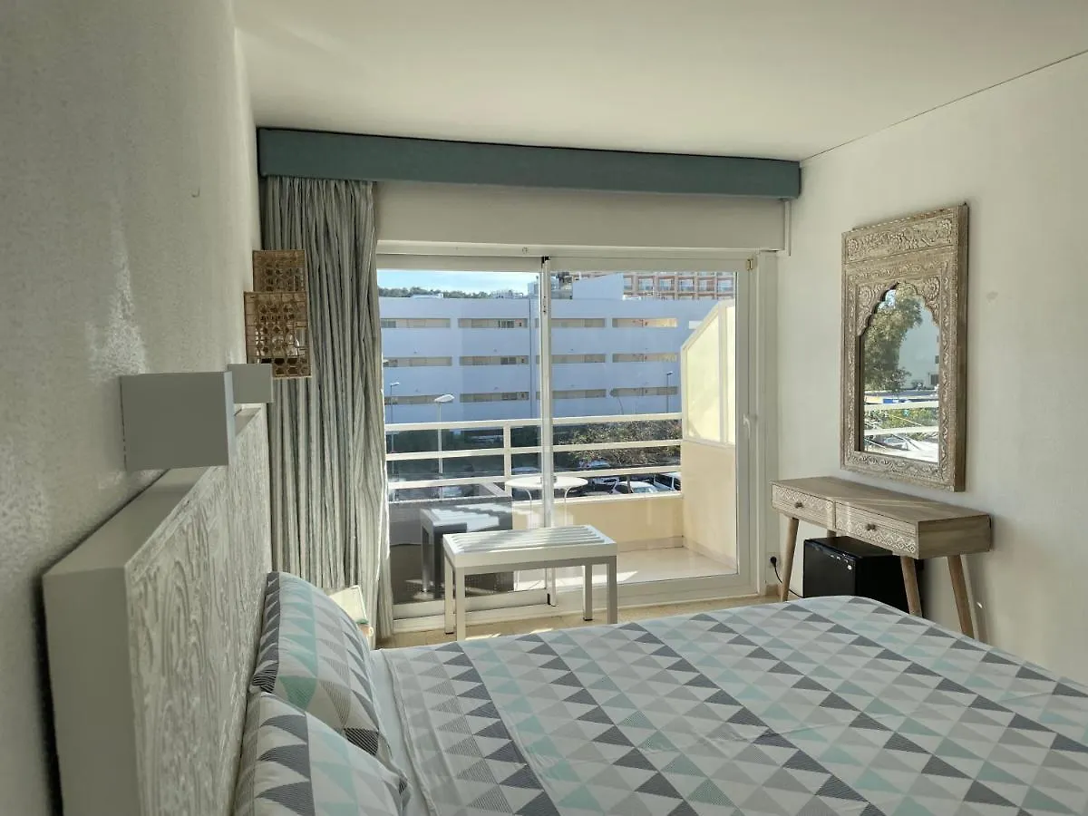 ** Casa de hóspedes Hostal Roberto Palmanova Espanha