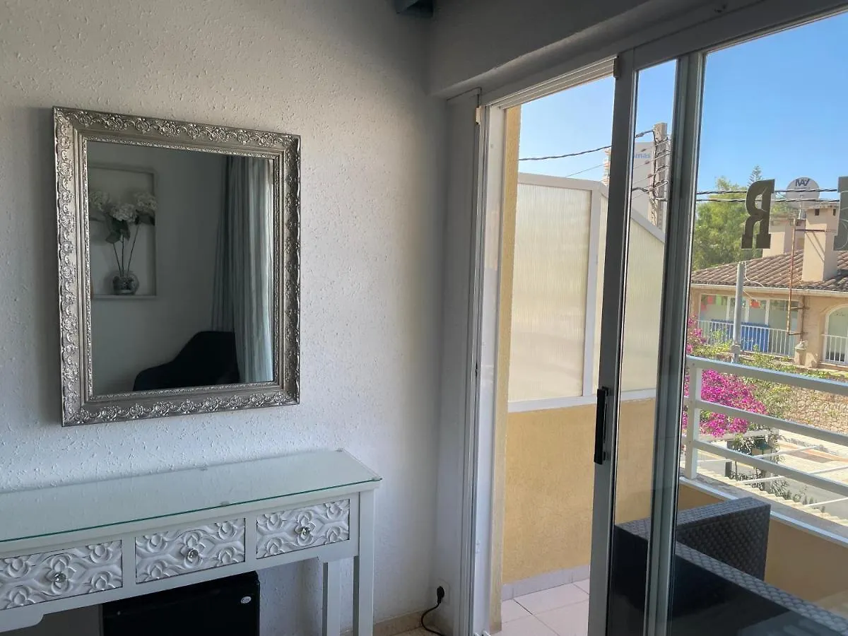 ** Casa de hóspedes Hostal Roberto Palmanova Espanha