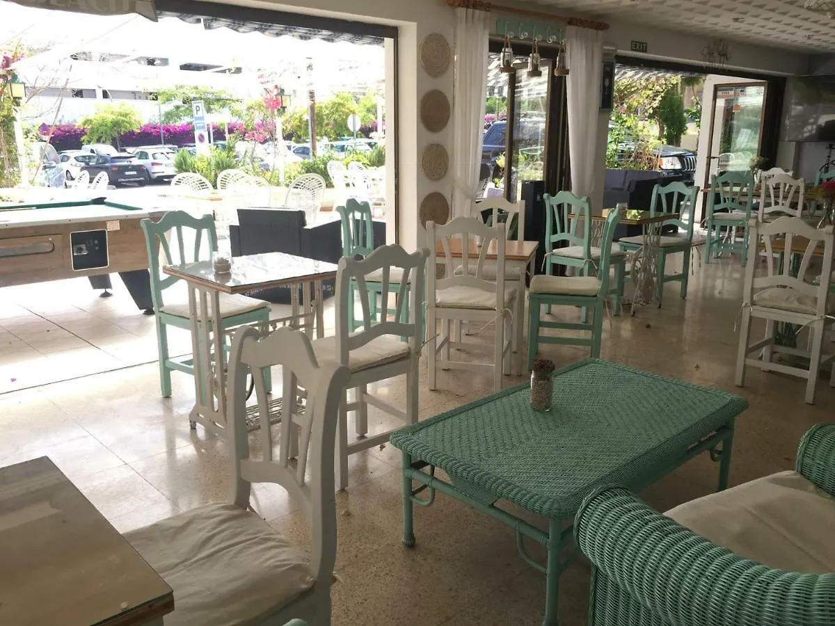 Hostal Roberto Palmanova
